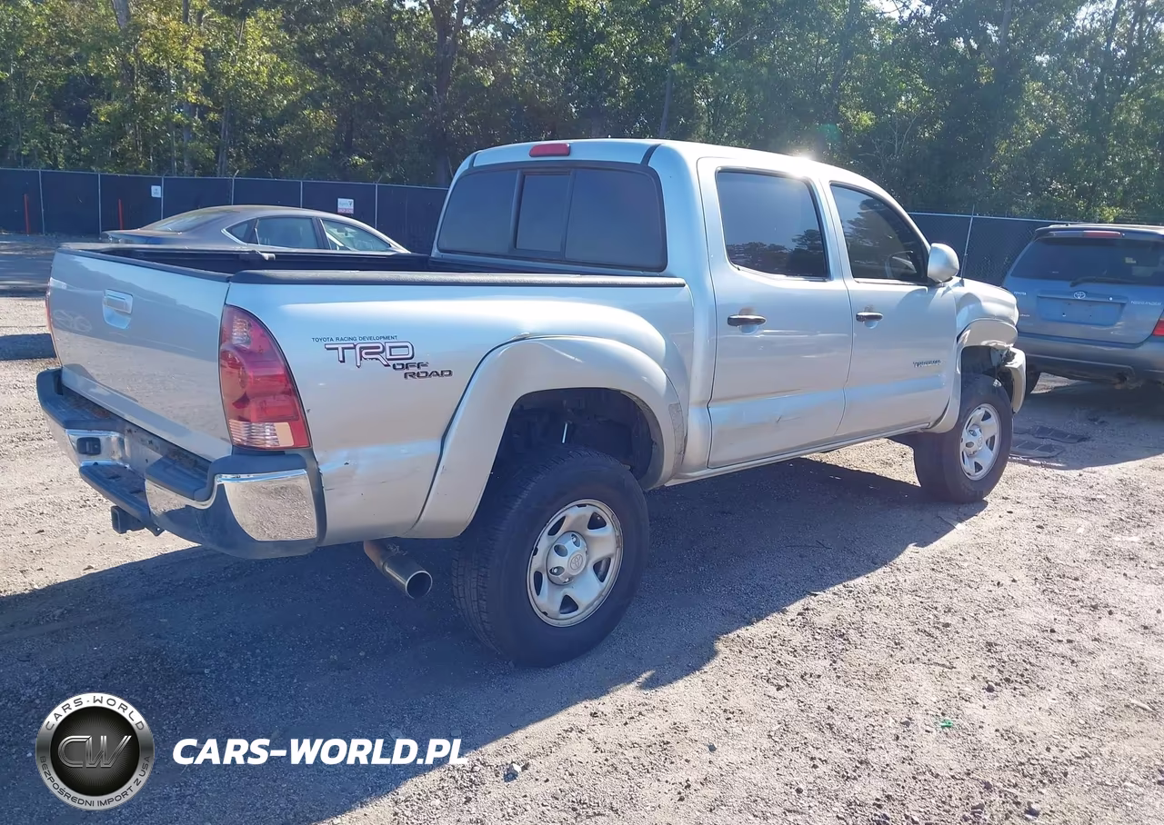 2007 Toyota Tacoma Base V6 VIN:5TELU42NX7Z359304 - 4