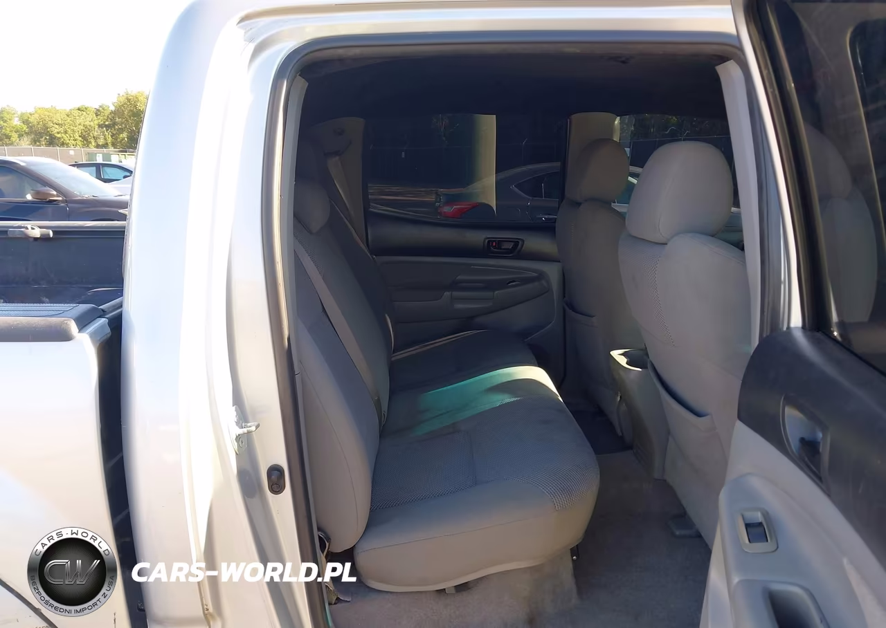 2007 Toyota Tacoma Base V6 VIN:5TELU42NX7Z359304 - 8