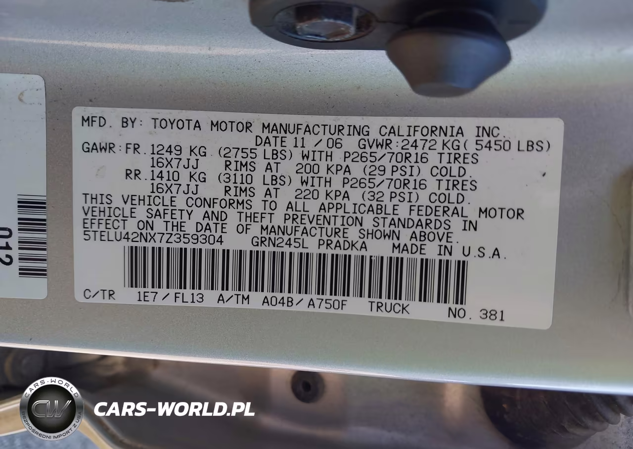 2007 Toyota Tacoma Base V6 VIN:5TELU42NX7Z359304 - 9