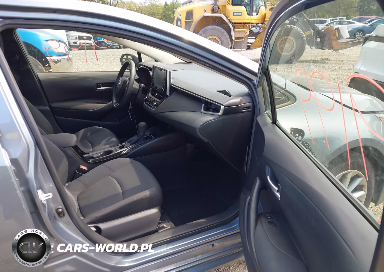 2020 Toyota Corolla Le VIN:JTDHPRAE5LJ028274 - 5
