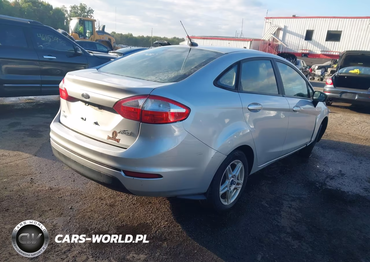 2017 Ford Fiesta Se VIN:3FADP4BJ4HM147981 - 4
