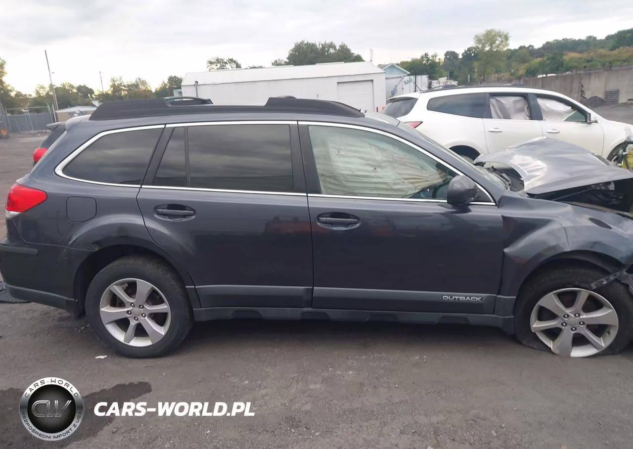 2013 Subaru Outback 2.5I Premium VIN:4S4BRBGC6D3216011 - 13