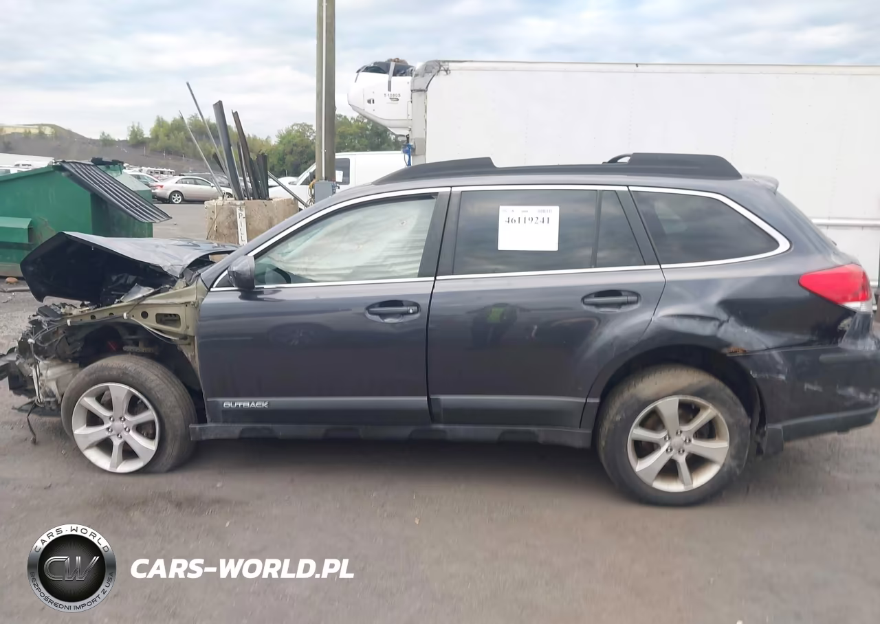 2013 Subaru Outback 2.5I Premium VIN:4S4BRBGC6D3216011 - 14