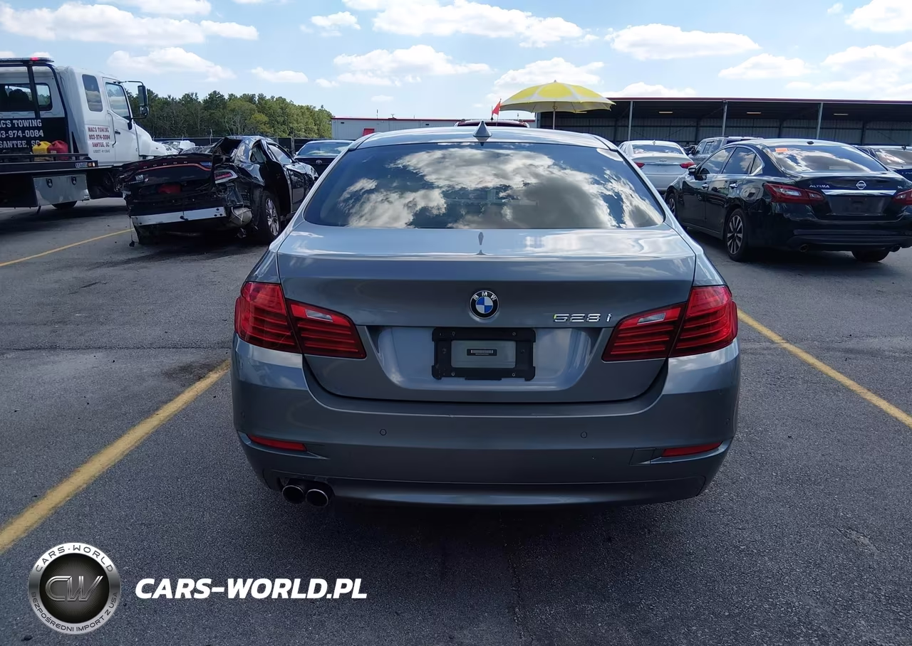 2016 BMW 528I VIN:WBA5A5C54GG353637 - 16