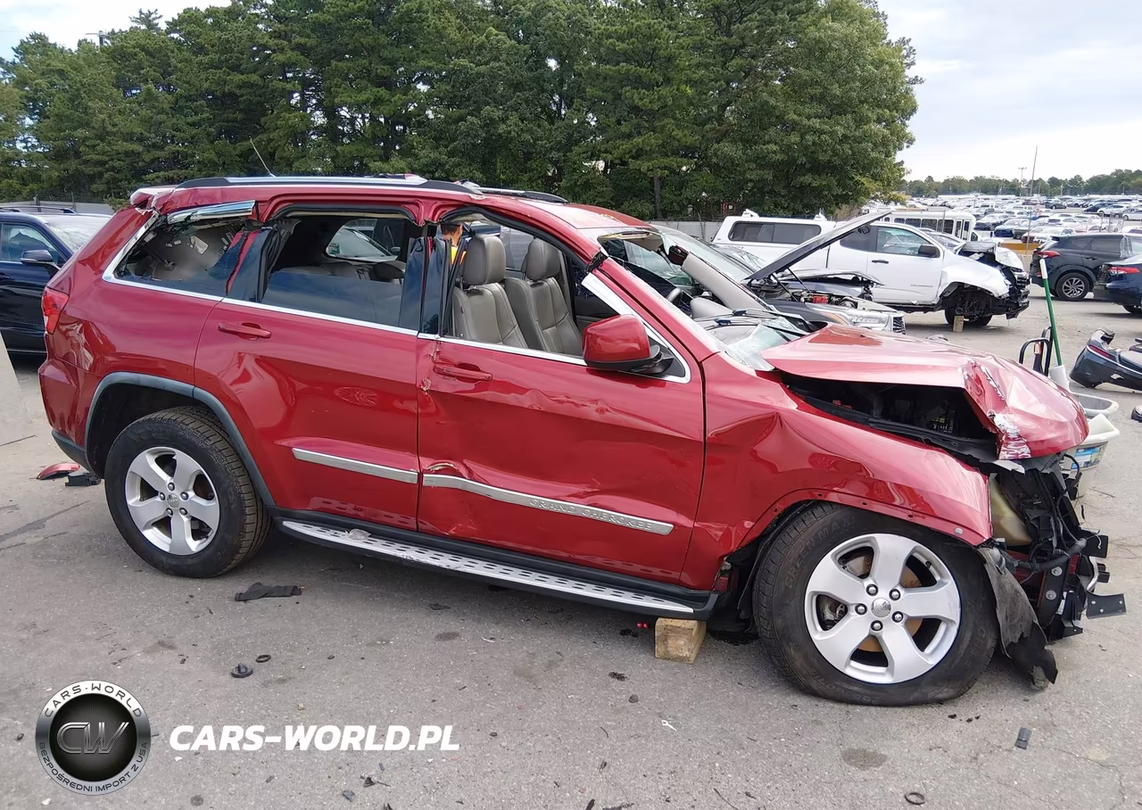 2011 Jeep Grand Cherokee Laredo VIN:1J4RR4GGXBC656998 - 13