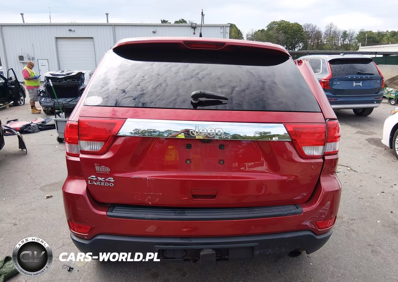 2011 Jeep Grand Cherokee Laredo VIN:1J4RR4GGXBC656998 - 16