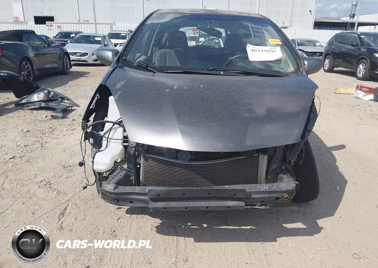 2013 Honda Fit VIN:JHMGE8H31DC016143 - 13