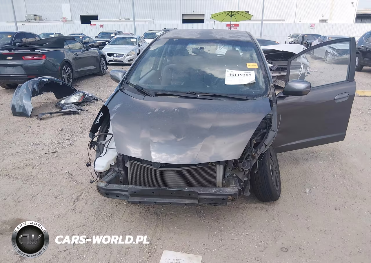 2013 Honda Fit VIN:JHMGE8H31DC016143 - 6