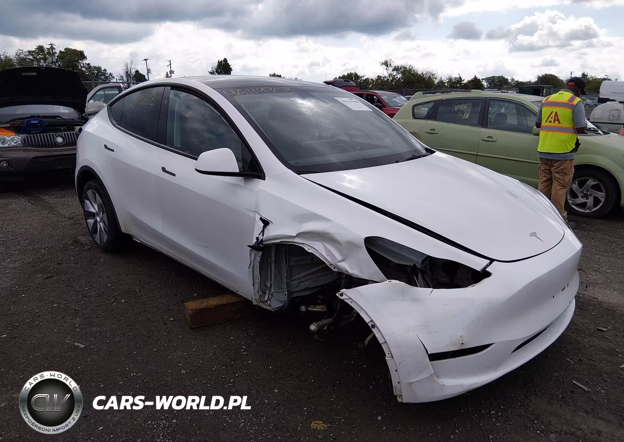 2024 Tesla Model Y Long Range Dual Motor All-Wheel Drive