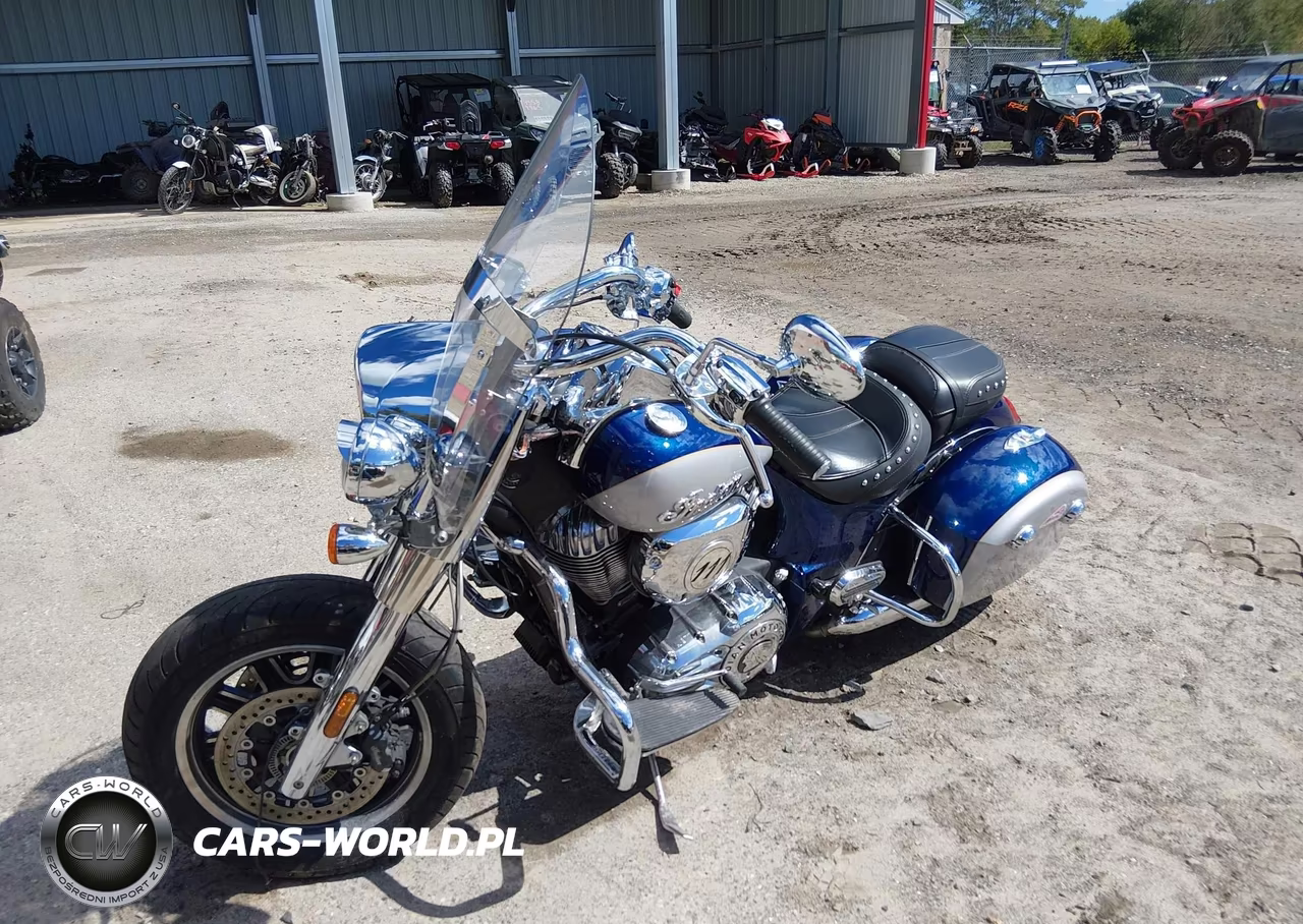 2017 Indian Motorcycle Co. Springfield VIN:56KTHAAA5H3346505 - 2