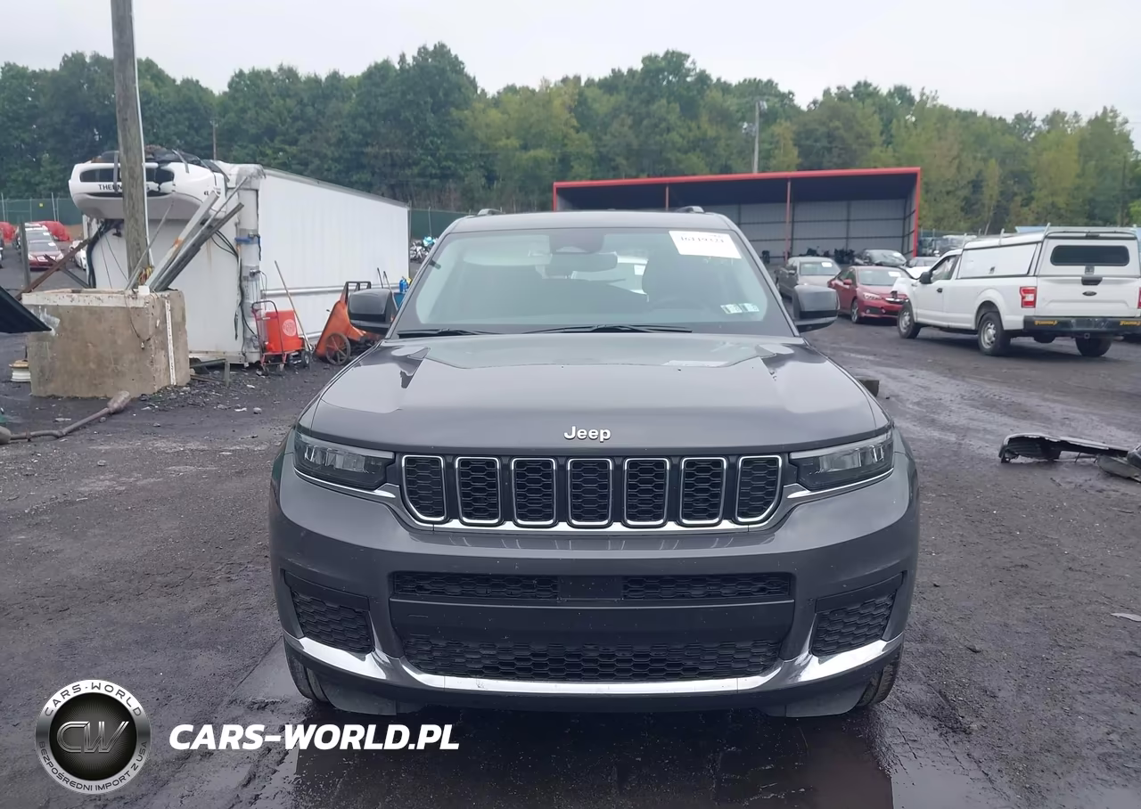 2023 Jeep Grand Cherokee L Laredo 4X4 VIN:1C4RJKAGXP8100730 - 12