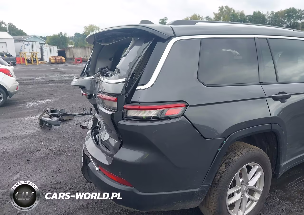 2023 Jeep Grand Cherokee L Laredo 4X4 VIN:1C4RJKAGXP8100730 - 19
