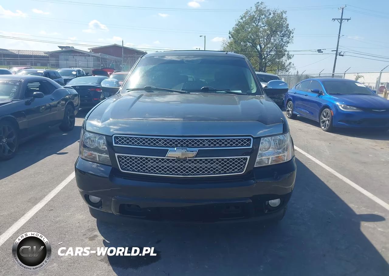2009 Chevrolet Suburban 1500 Ltz VIN:1GNFC36J99R255815 - 12