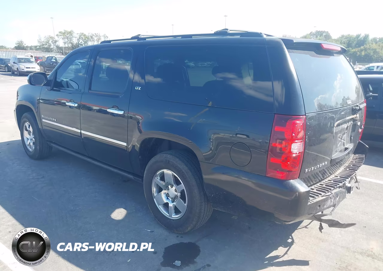 2009 Chevrolet Suburban 1500 Ltz VIN:1GNFC36J99R255815 - 3