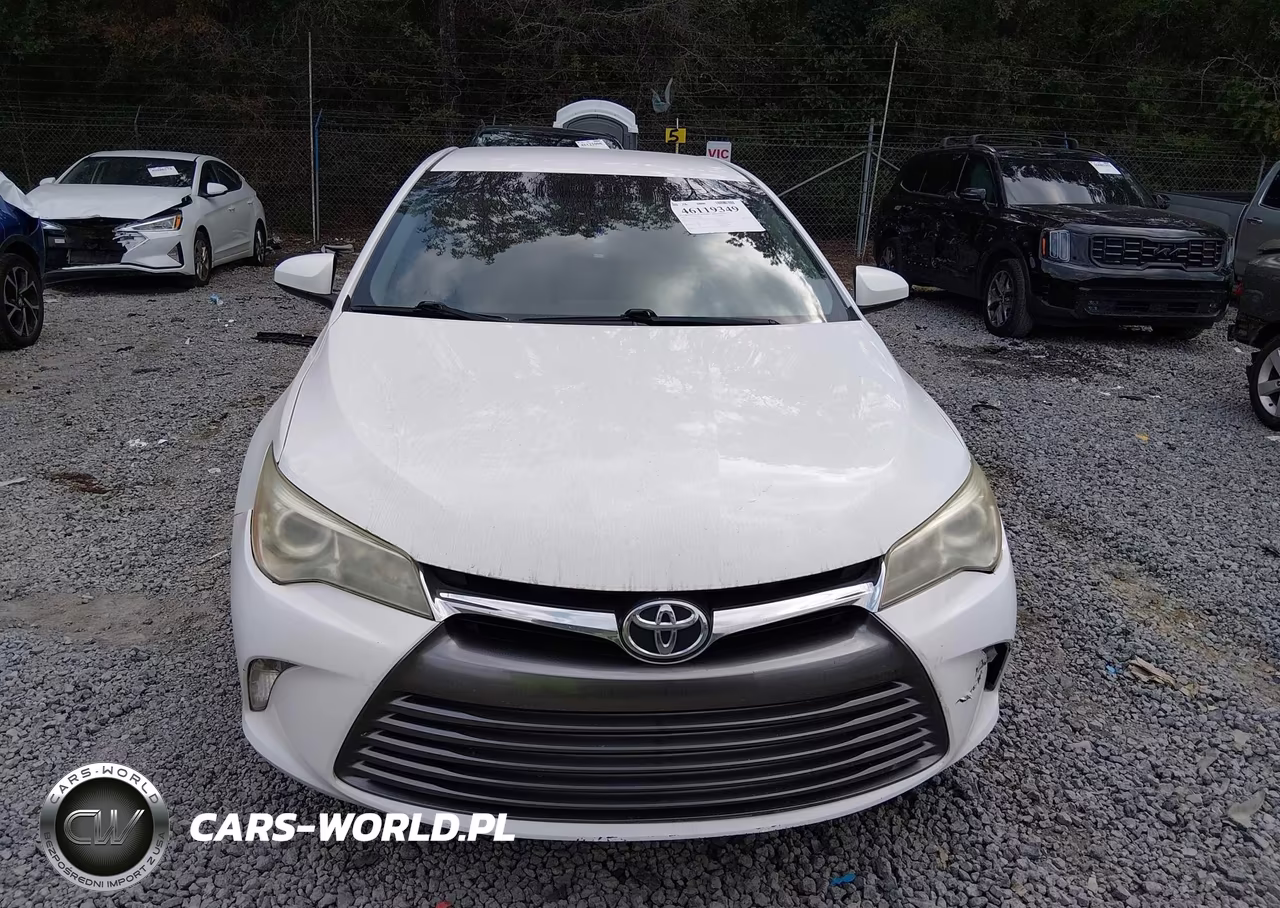 2016 Toyota Camry Le VIN:4T1BF1FK4GU581278 - 12