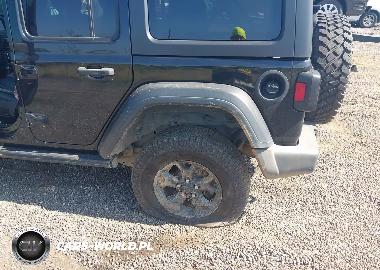 2021 Jeep Wrangler Unlimited Willys 4X4 VIN:1C4HJXDN6MW546450 - 6