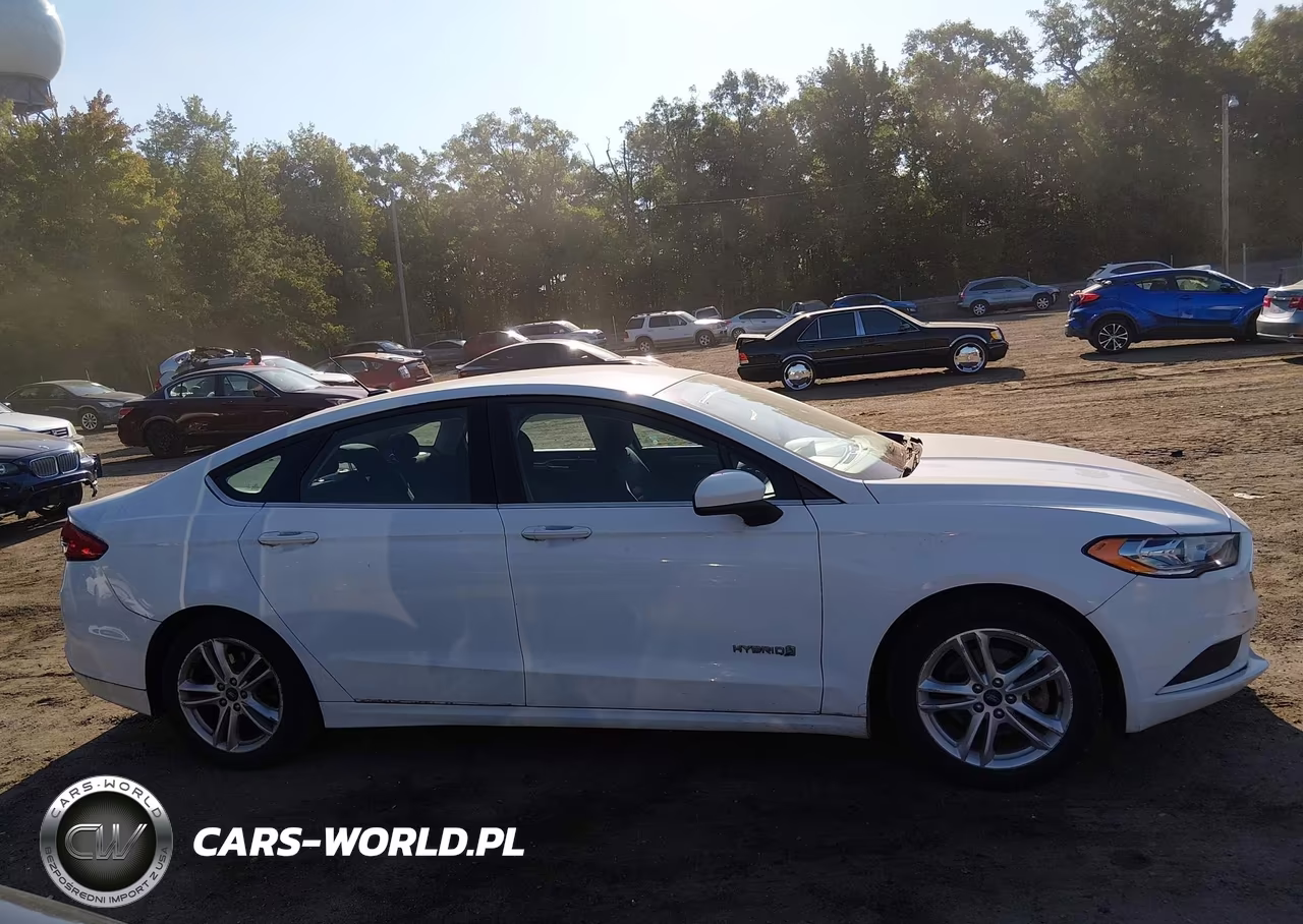 2018 Ford Fusion Hybrid Se VIN:3FA6P0LU9JR124361 - 13