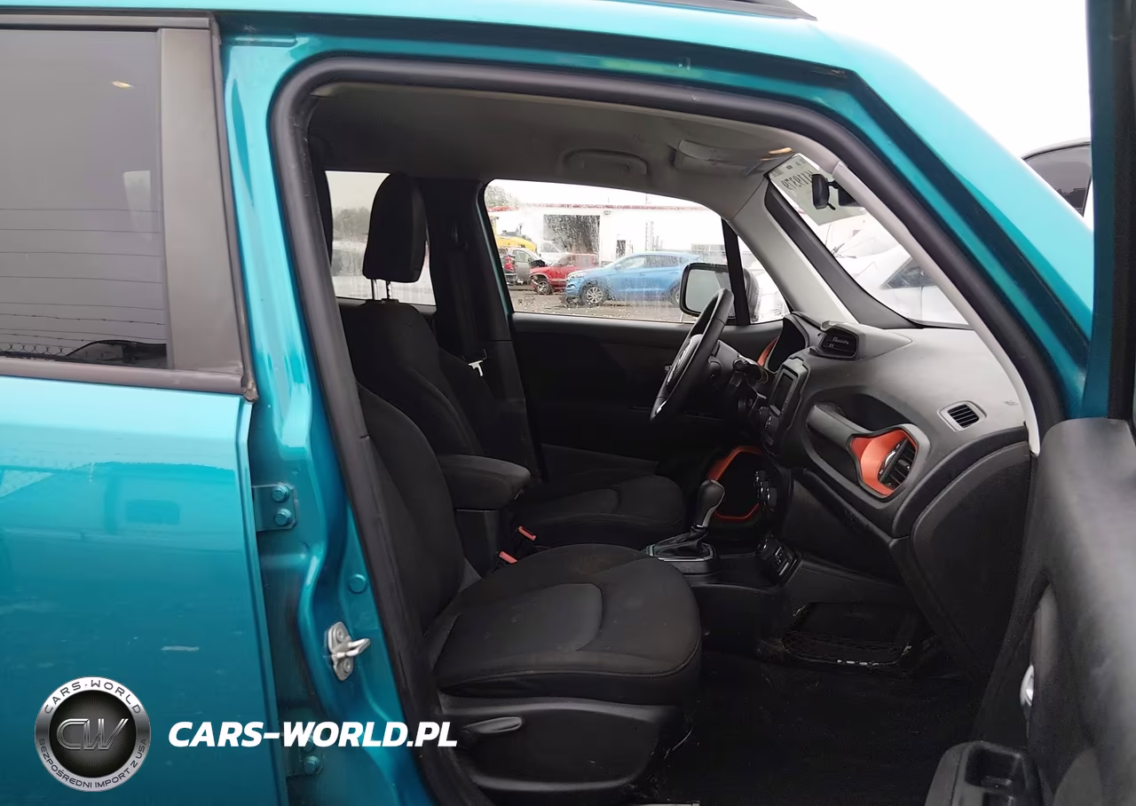 2020 Jeep Renegade Upland 4X4 VIN:ZACNJBAB6LPL75384 - 5