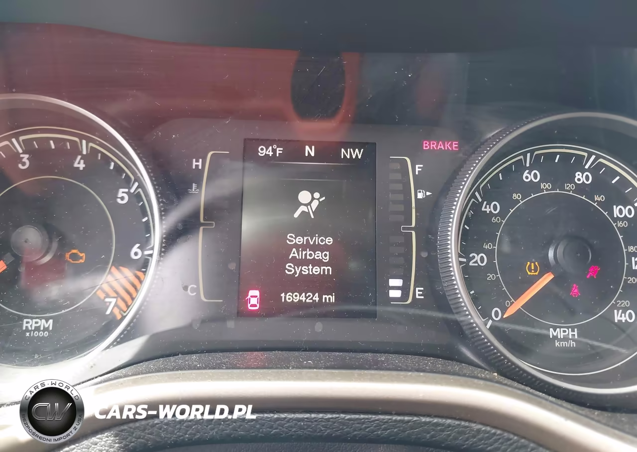 2015 Jeep Cherokee Latitude VIN:1C4PJLCB7FW627438 - 7
