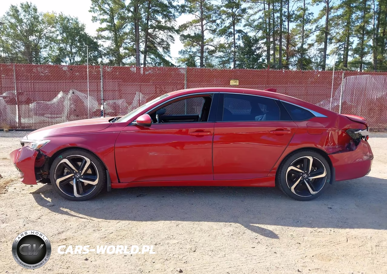 2018 Honda Accord Sport VIN:1HGCV1F3XJA176217 - 14