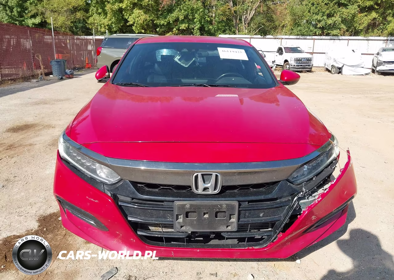 2018 Honda Accord Sport VIN:1HGCV1F3XJA176217 - 17