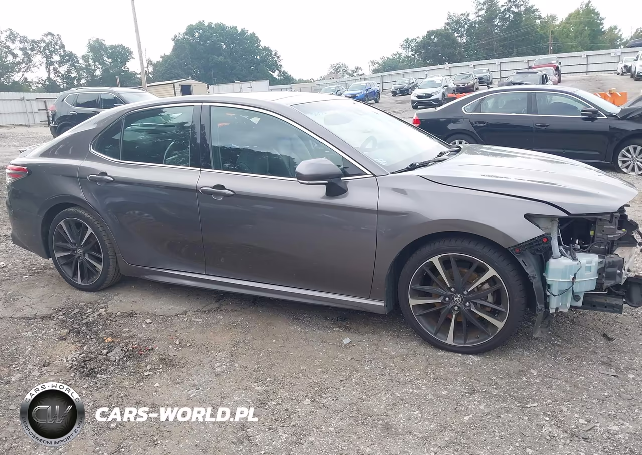 2018 Toyota Camry Xse VIN:4T1B61HK5JU124841 - 13