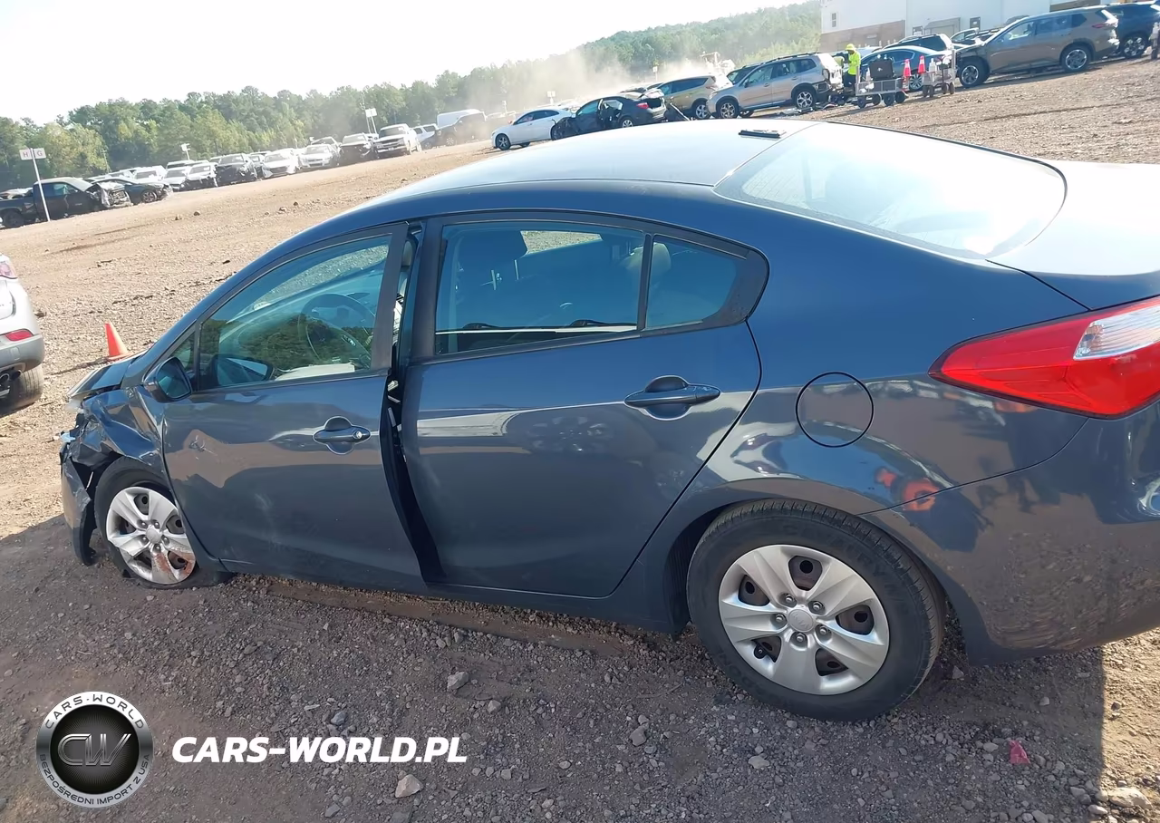 2016 Kia Forte Lx VIN:KNAFK4A66G5600756 - 14