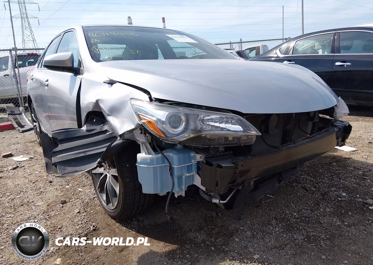 2015 Toyota Camry Xse