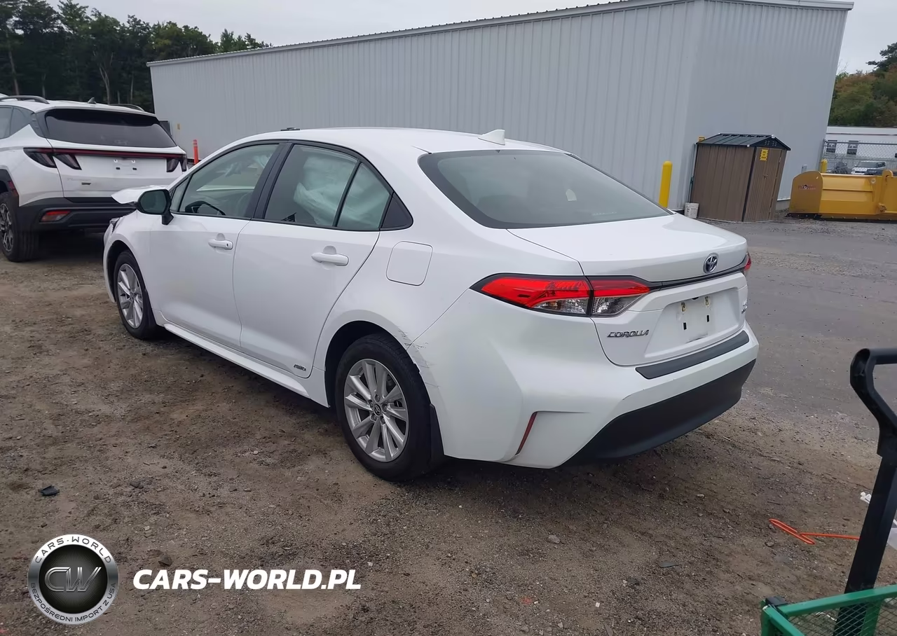 2025 Toyota Corolla Hybrid Le VIN:JTDBDMHE9SJ011631 - 3