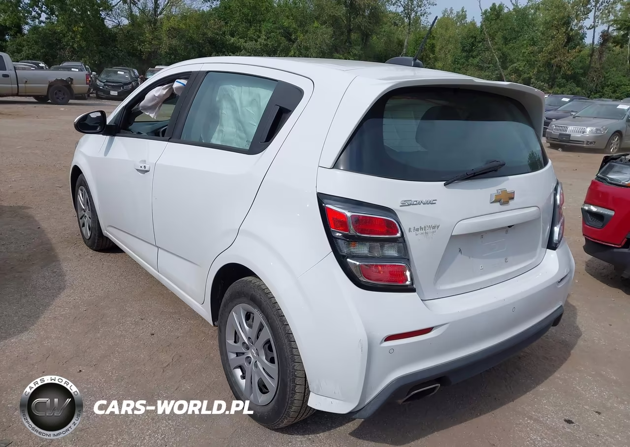 2019 Chevrolet Sonic Lt Auto VIN:1G1JG6SB5K4140258 - 3