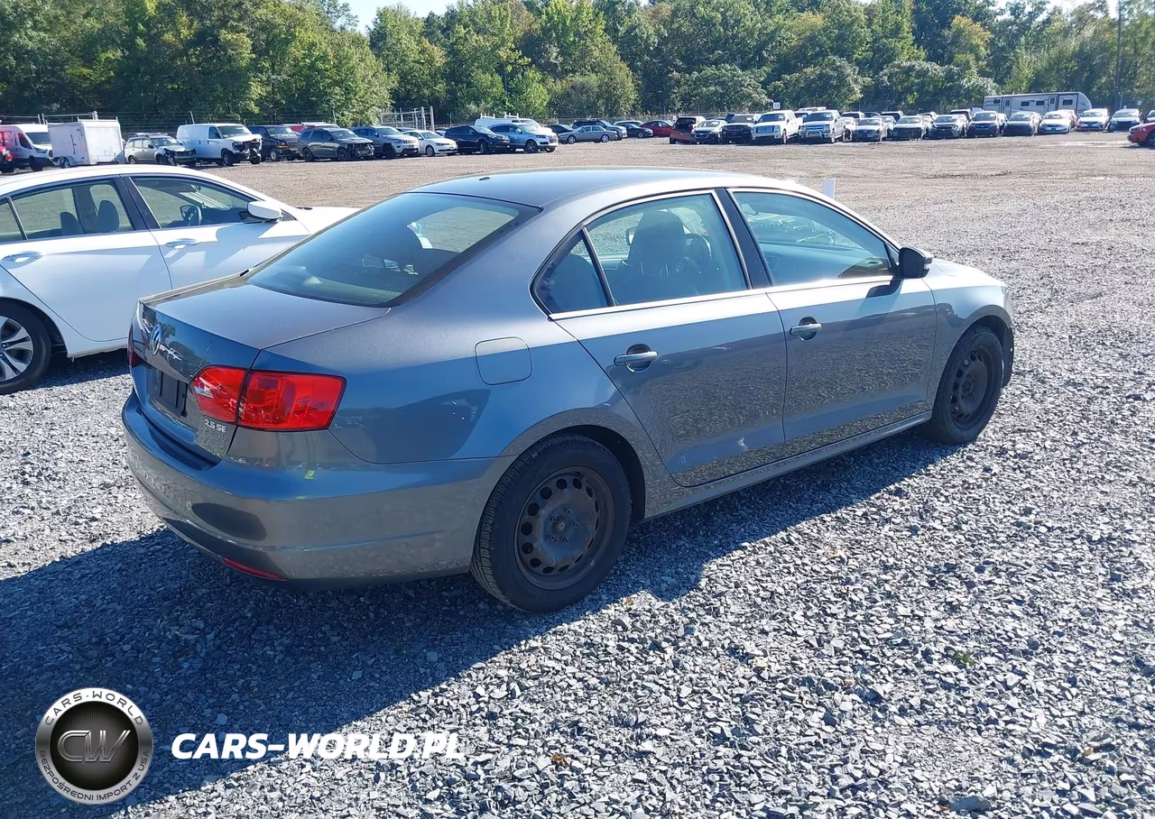 2013 Volkswagen Jetta 2.5L Se VIN:3VWDP7AJ3DM218995 - 4