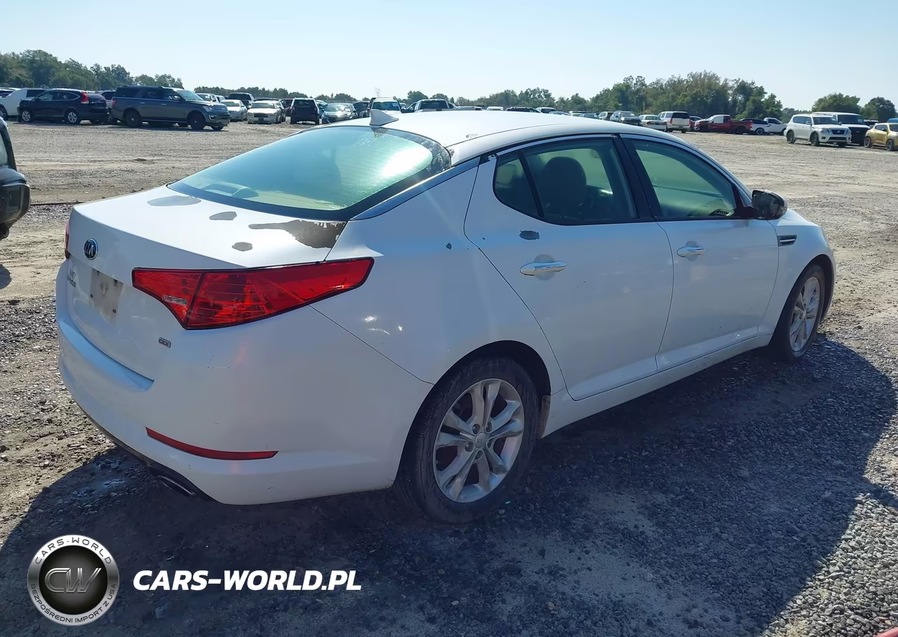 2013 Kia Optima Lx VIN:5XXGM4A77DG138337 - 4
