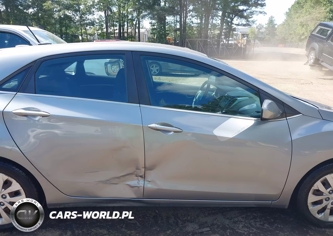 2016 Hyundai Elantra Gt VIN:KMHD35LH1GU252961 - 13