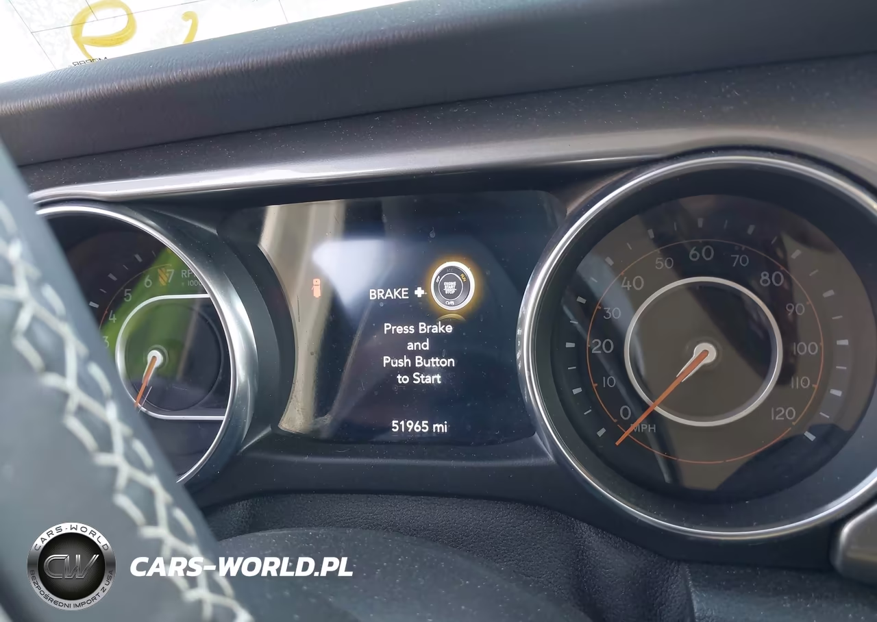 2019 Jeep Wrangler Unlimited Sahara 4X4 VIN:1C4HJXEG9KW612843 - 7