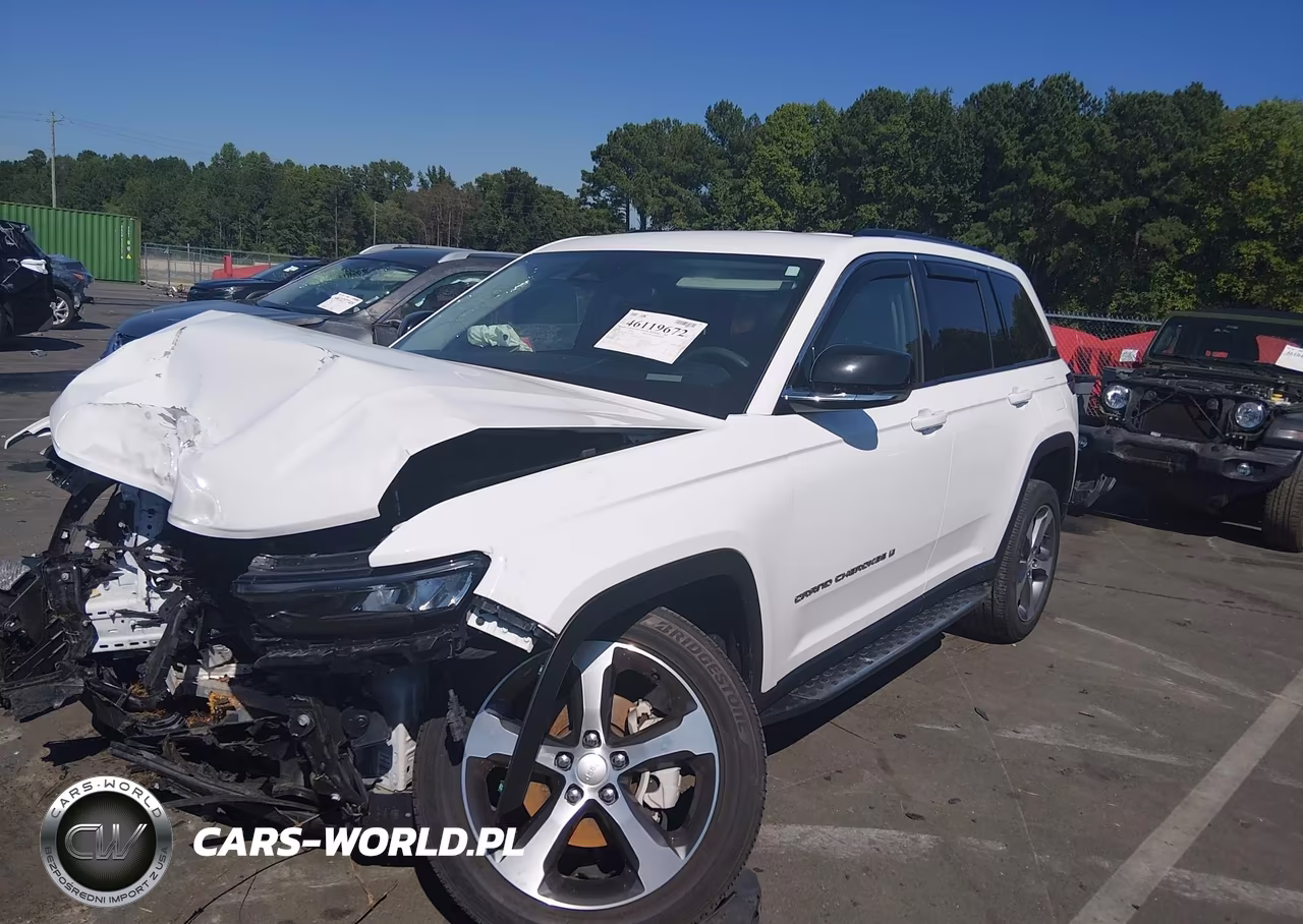 2023 Jeep Grand Cherokee Limited 4X4 VIN:1C4RJHBG8PC562766 - 2