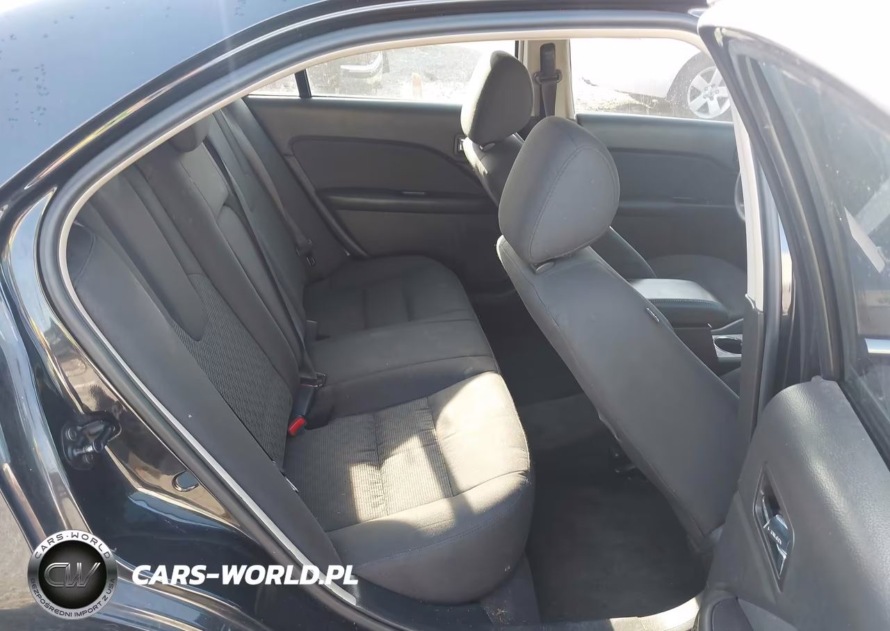 2011 Ford Fusion Se VIN:3FAHP0HA2BR125649 - 8