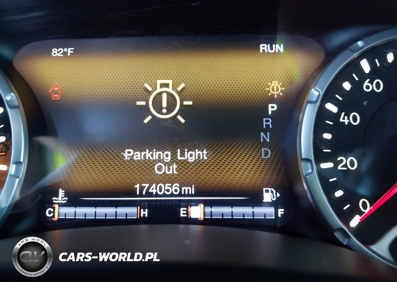 2015 Jeep Renegade Trailhawk VIN:ZACCJBCT4FPC17856 - 16