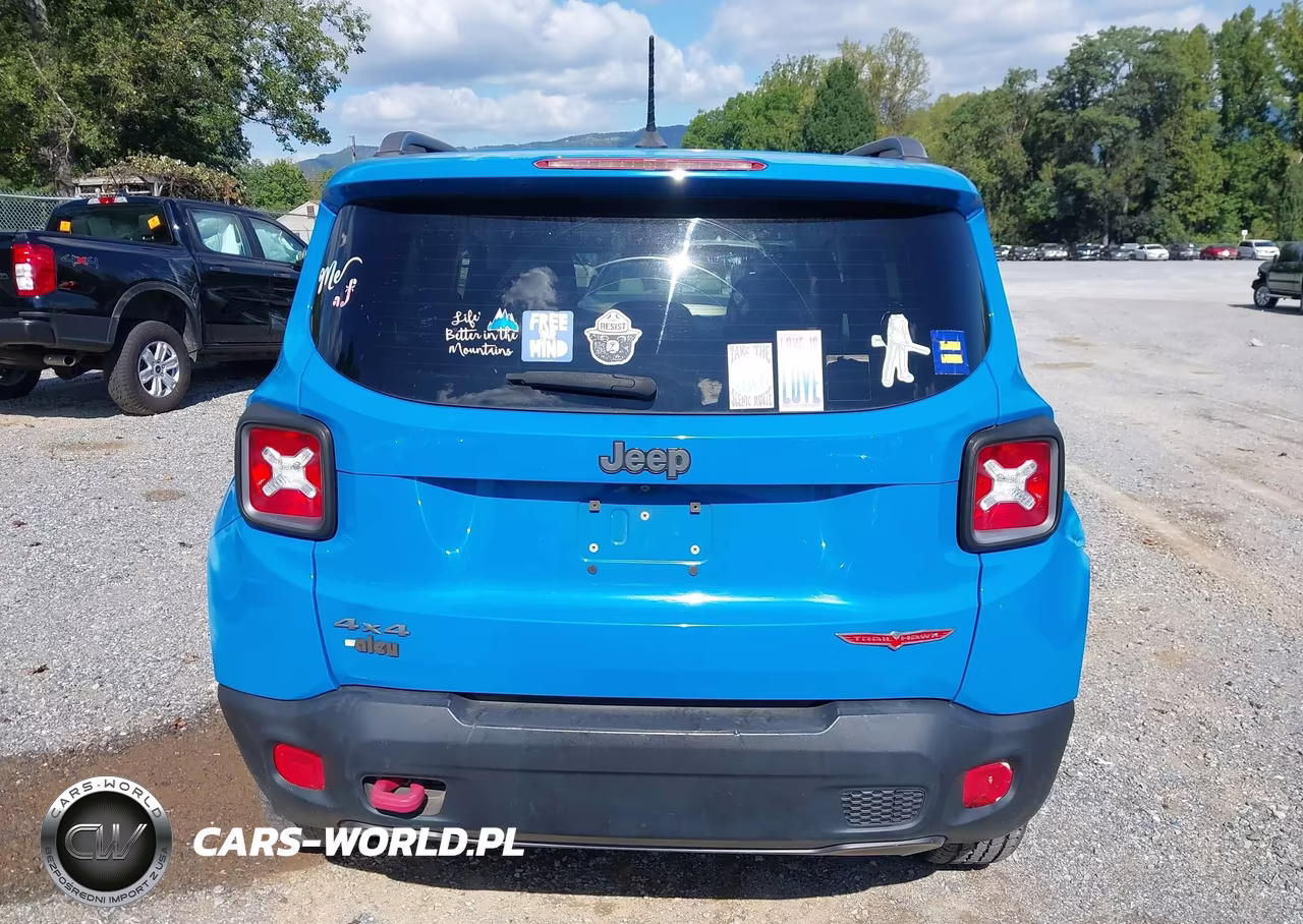 2015 Jeep Renegade Trailhawk VIN:ZACCJBCT4FPC17856 - 17