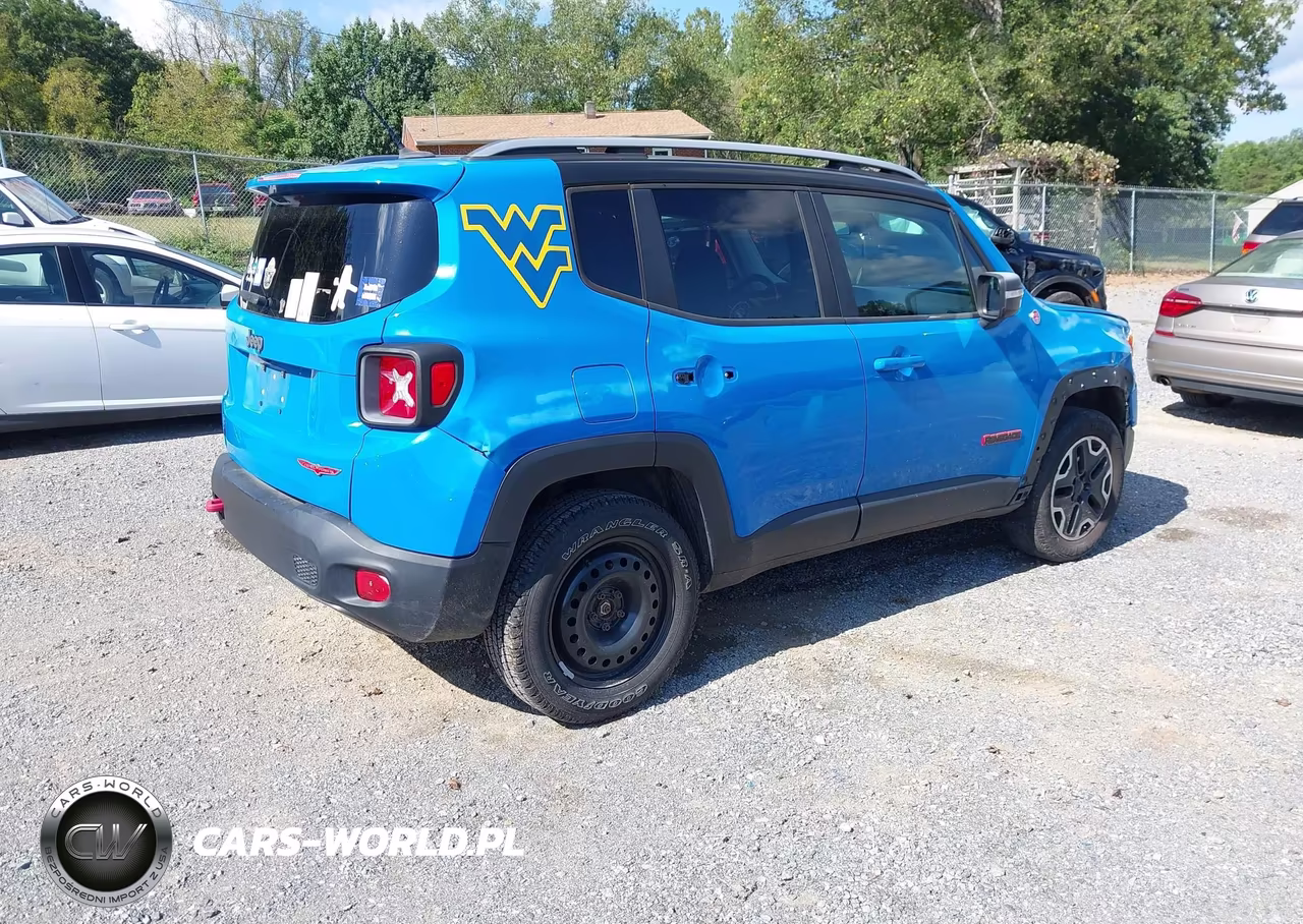 2015 Jeep Renegade Trailhawk VIN:ZACCJBCT4FPC17856 - 4