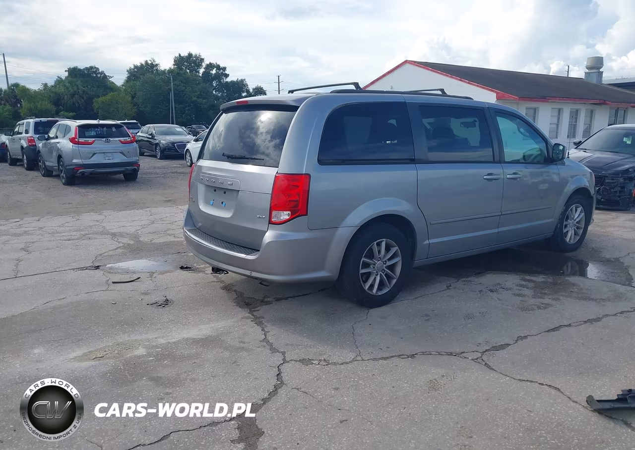 2014 Dodge Grand Caravan Sxt-Sxt 30Th Anniversary VIN:2C4RDGCG2ER341295 - 4