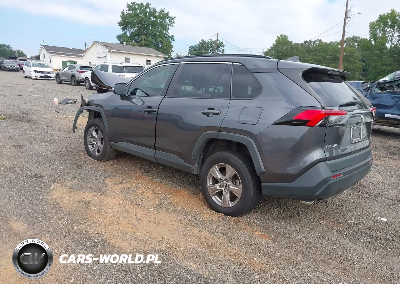 2023 Toyota Rav4 Xle VIN:2T3W1RFV6PW260844 - 3