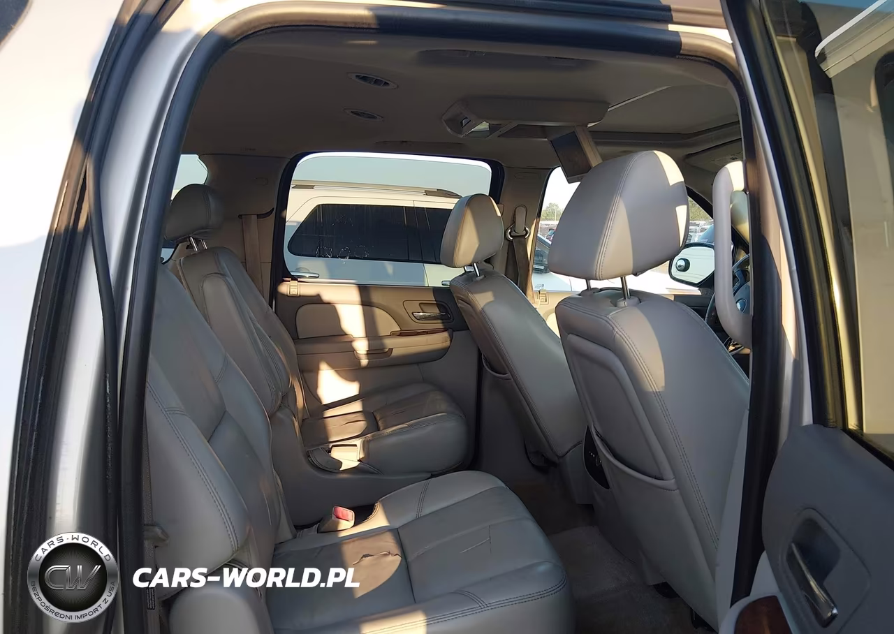 2007 Chevrolet Suburban 1500 Ltz VIN:3GNFK16357G182965 - 8