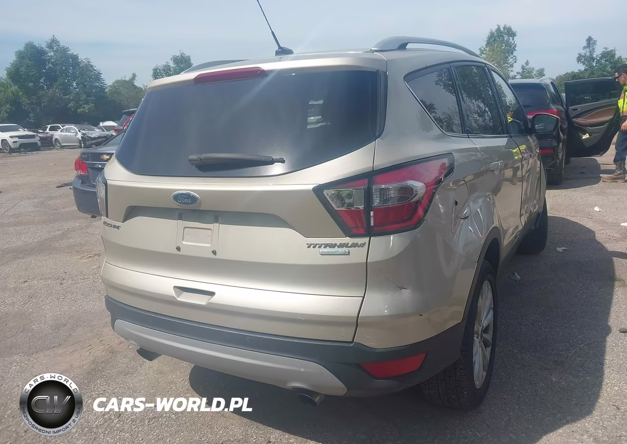 2017 Ford Escape Titanium VIN:1FMCU0JD8HUE88391 - 4