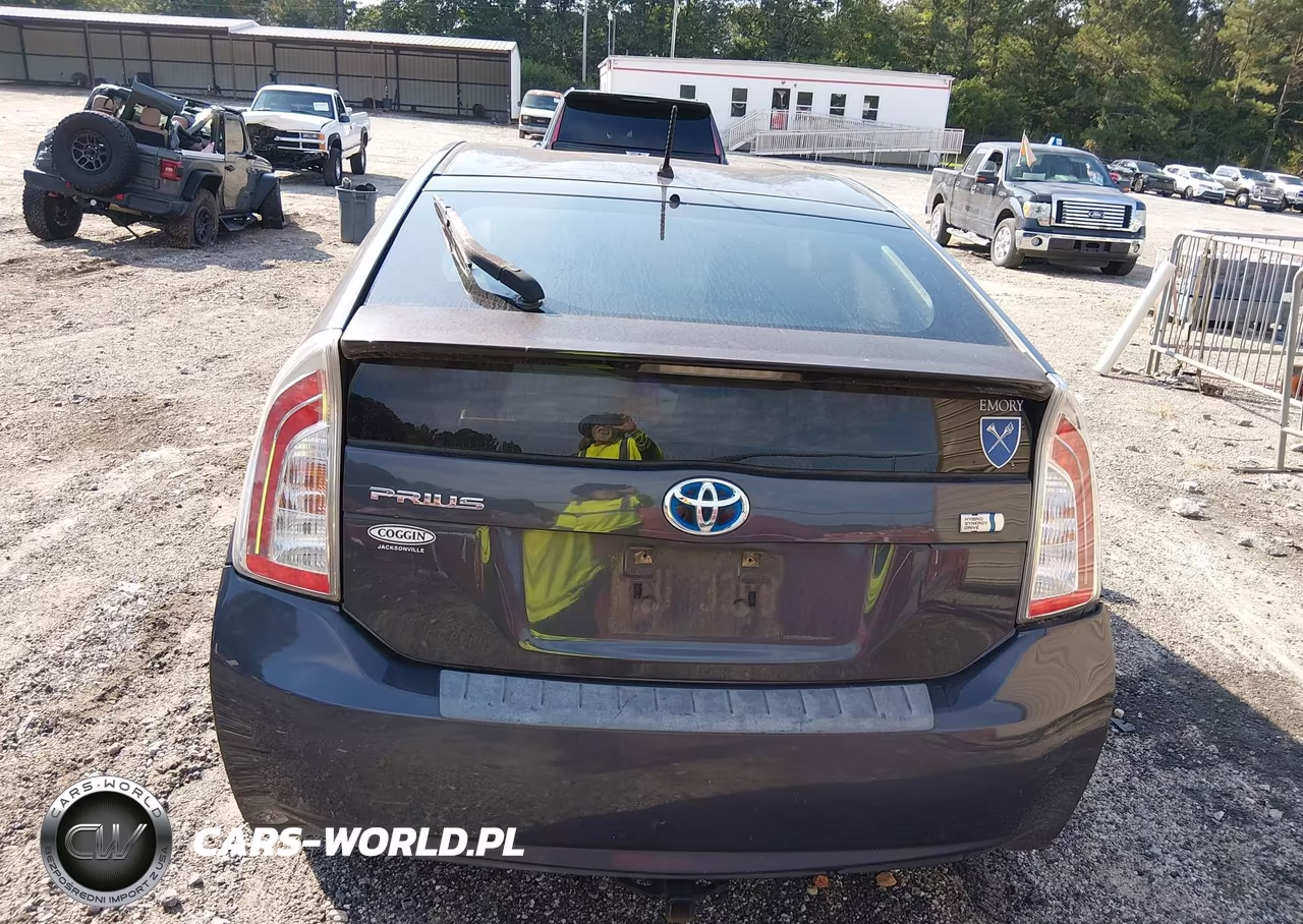 2012 Toyota Prius Two VIN:JTDKN3DU9C1559828 - 16