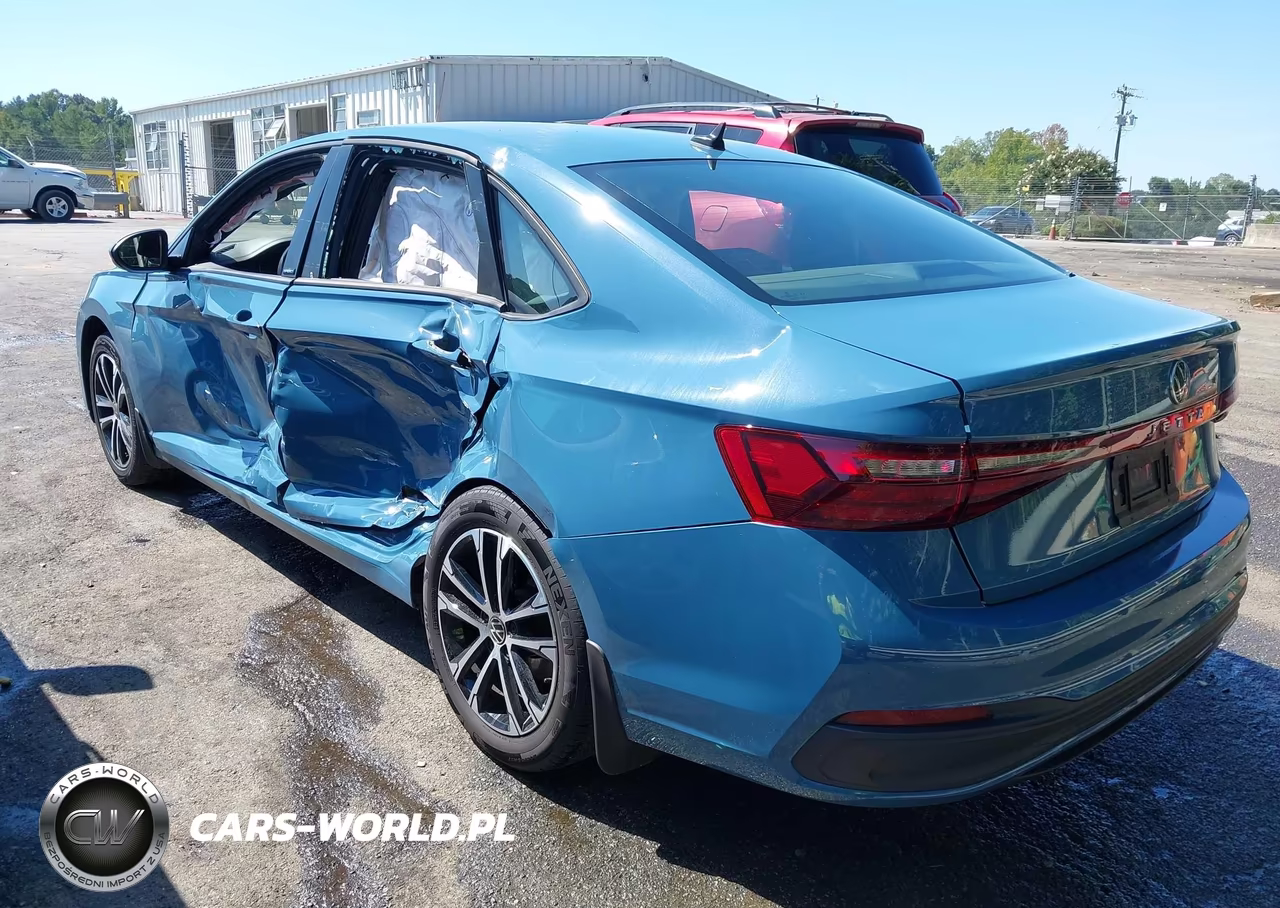 2025 Volkswagen Jetta 1.5T Sport VIN:3VWBX7BU1SM032434 - 3
