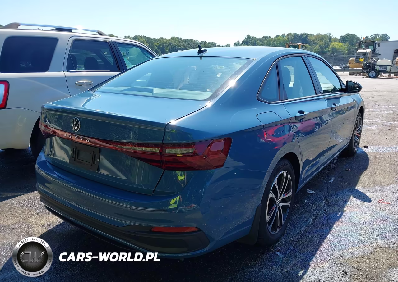 2025 Volkswagen Jetta 1.5T Sport VIN:3VWBX7BU1SM032434 - 4