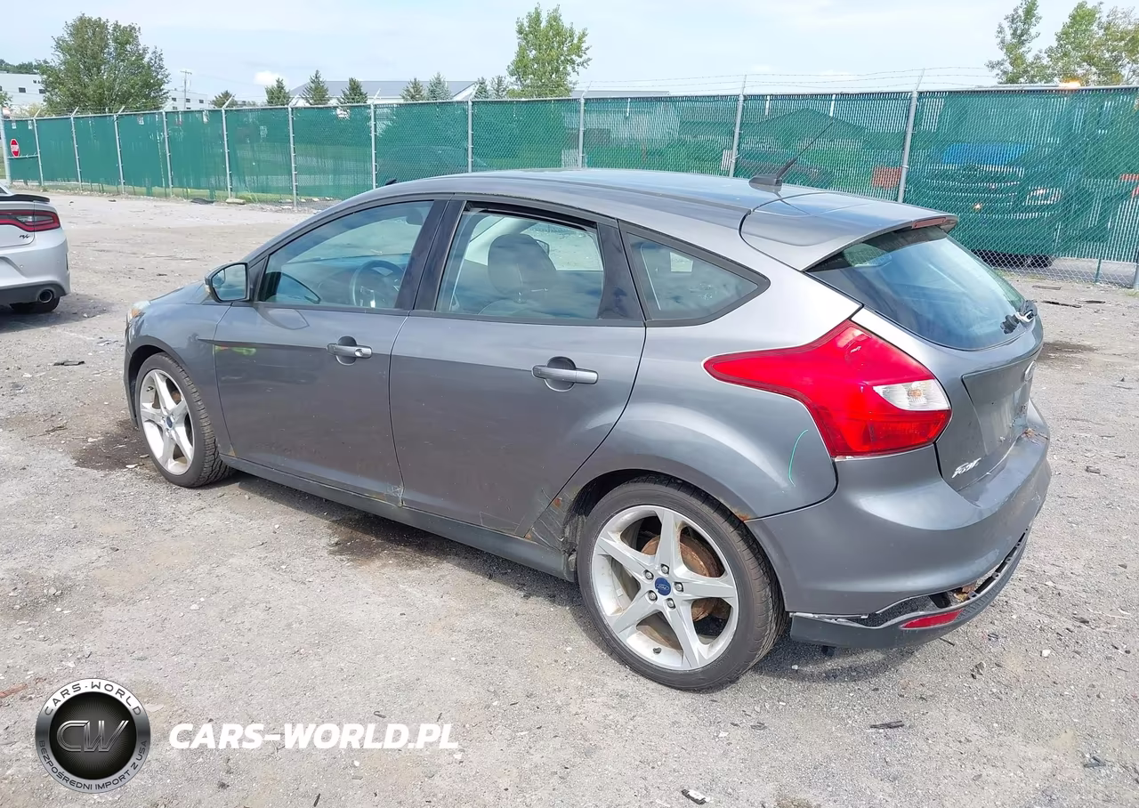 2014 Ford Focus Se VIN:1FADP3K21EL173891 - 3