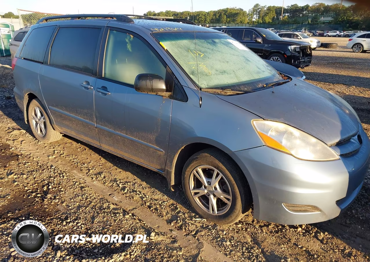 2010 Toyota Sienna Le