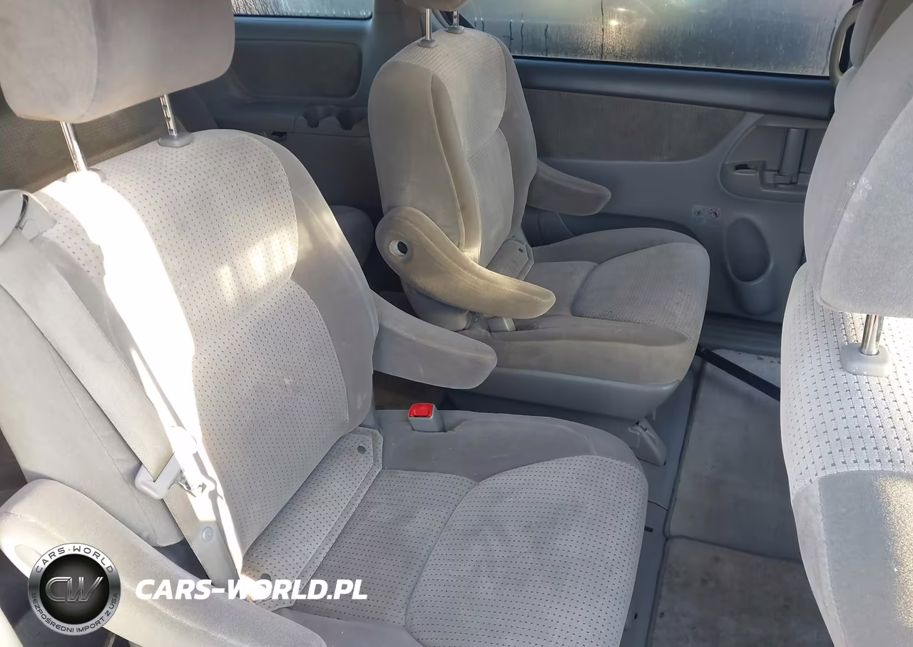 2010 Toyota Sienna Le VIN:5TDKK4CC4AS307850 - 8