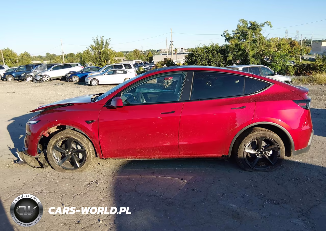 2026 Tesla Model Y All-Wheel Drive-Long Range Launch Series-Premium All-Wheel Drive VIN:7SAYGDEE2TA457876 - 13